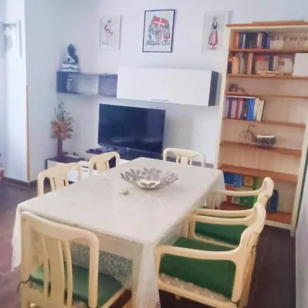 Apartment Iglesia Del Rosario *